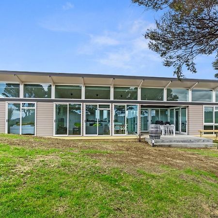 Paroa Bay Chalets - Te Whare Tui Russell Bagian luar foto